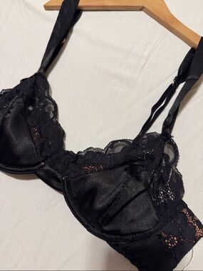 We are HAH lace Push Up bra